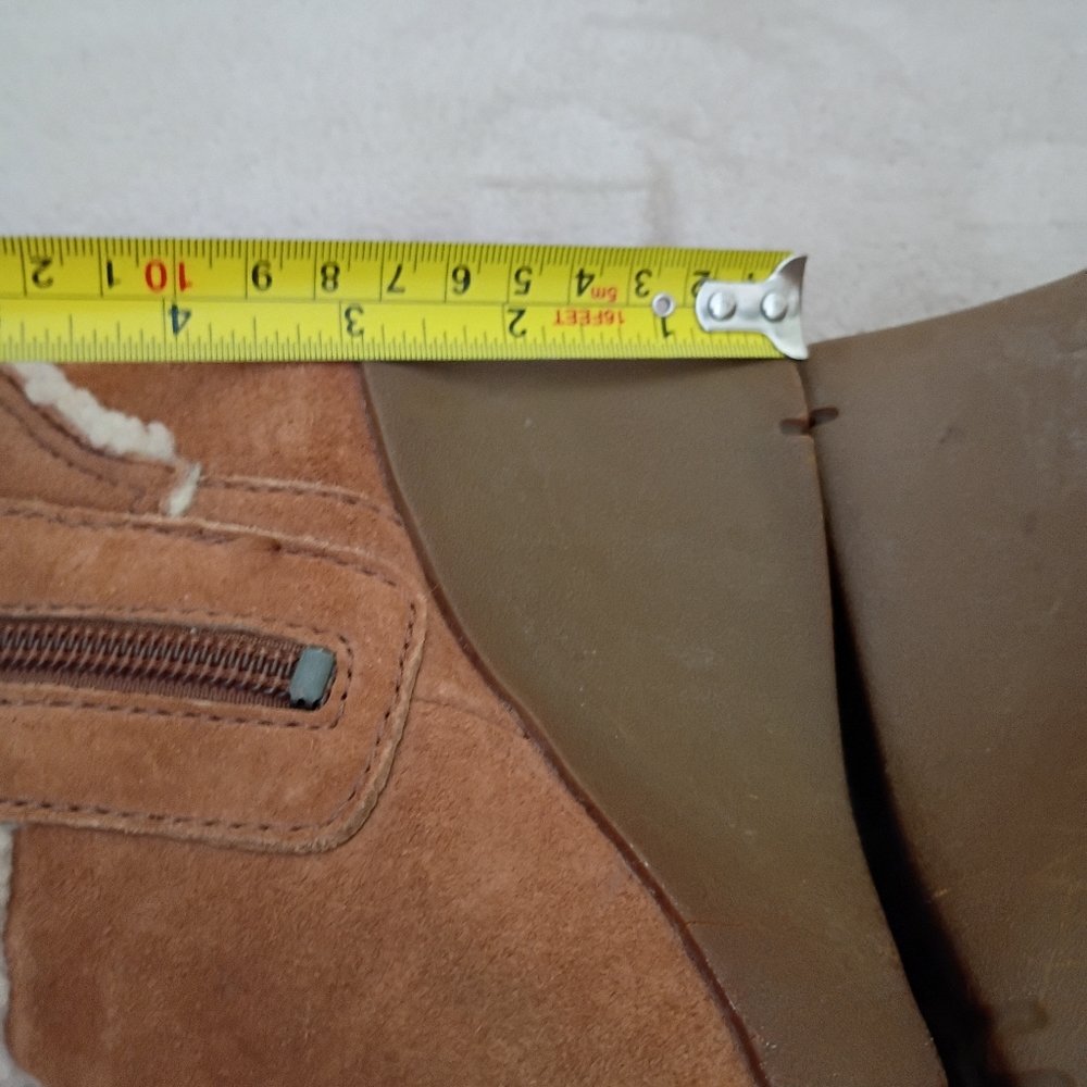UGG Women's Tan and Chestnut Sandra Wedge Boots - Picture 10 of 16